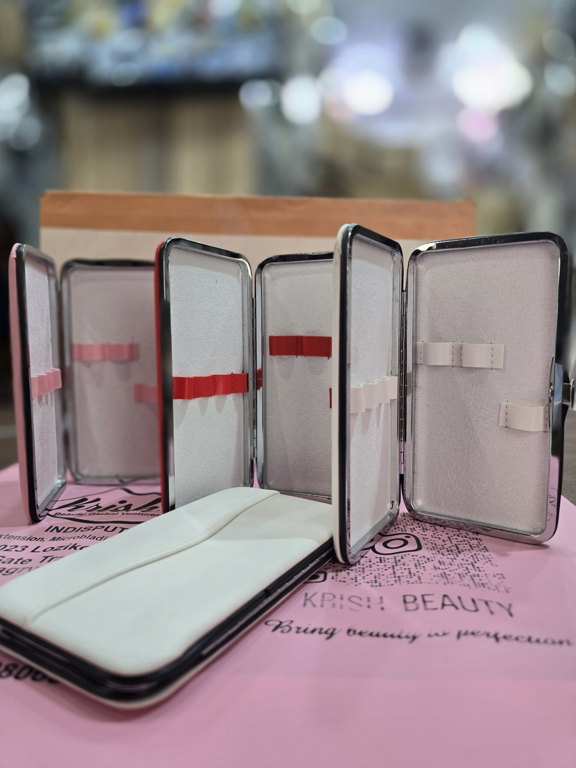 Tweezer Purse - Image 3